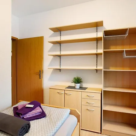 Kirsten's Hike N Bike Апартаменты